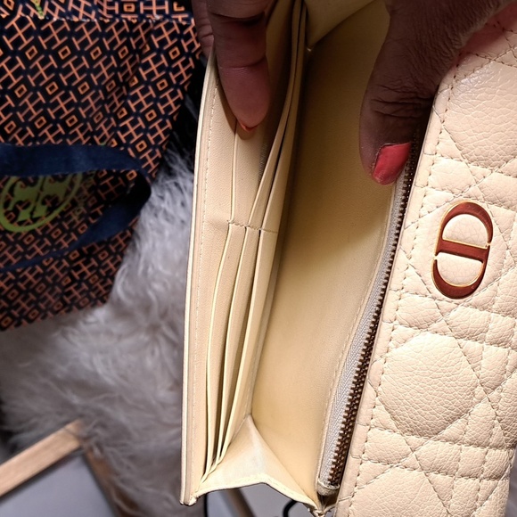 Christian Dior Caro Orchid Long Wallet - Picture 15 of 17